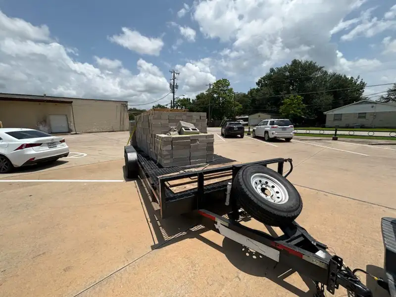 Hauler in Dallas, TX
